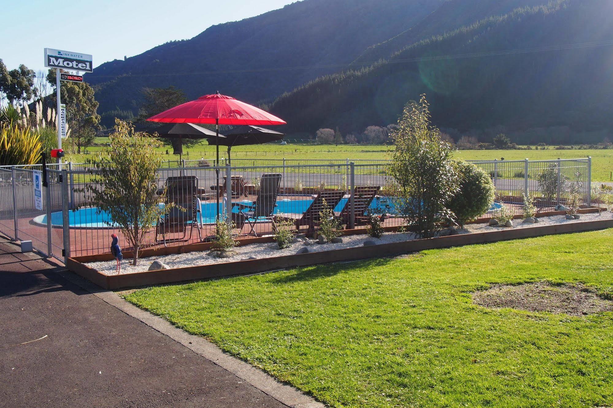 Linkwater Motel And Backpackers 외부 사진