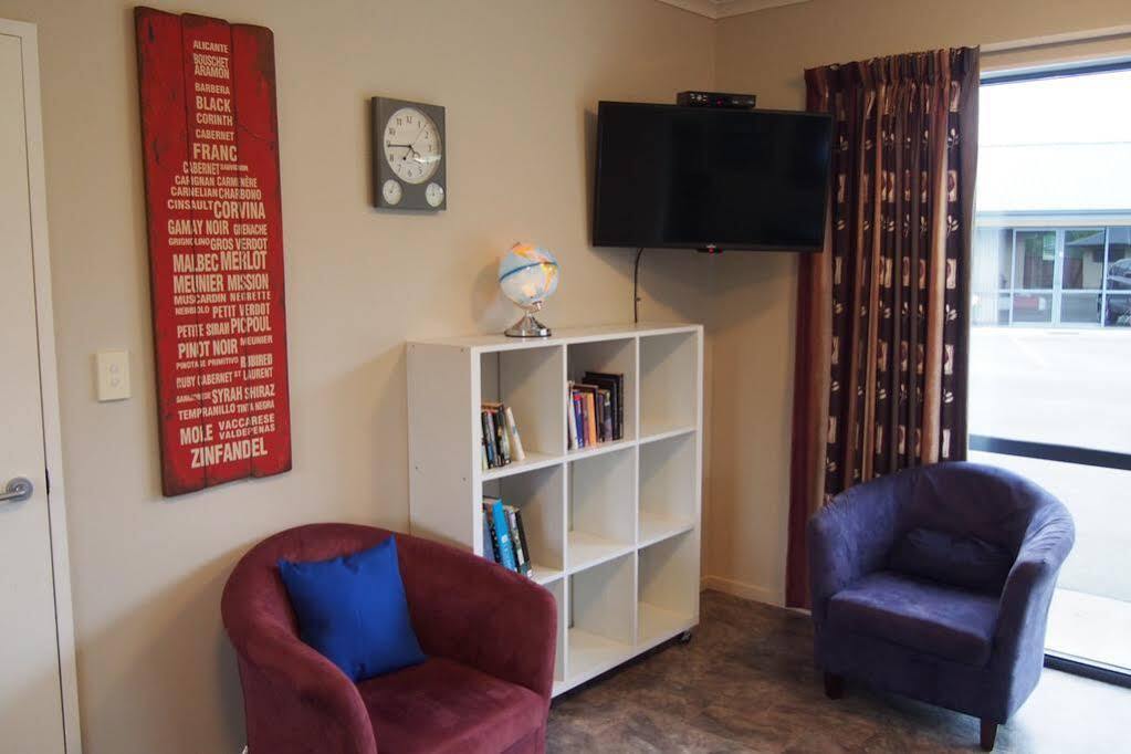 Linkwater Motel And Backpackers 외부 사진