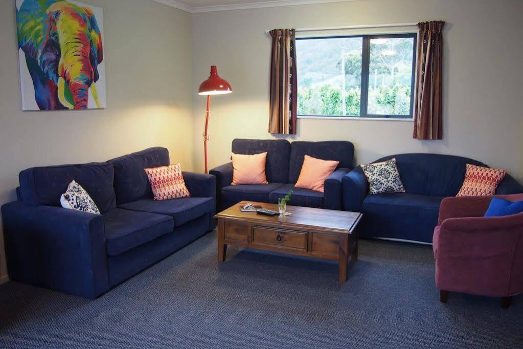 Linkwater Motel And Backpackers 외부 사진